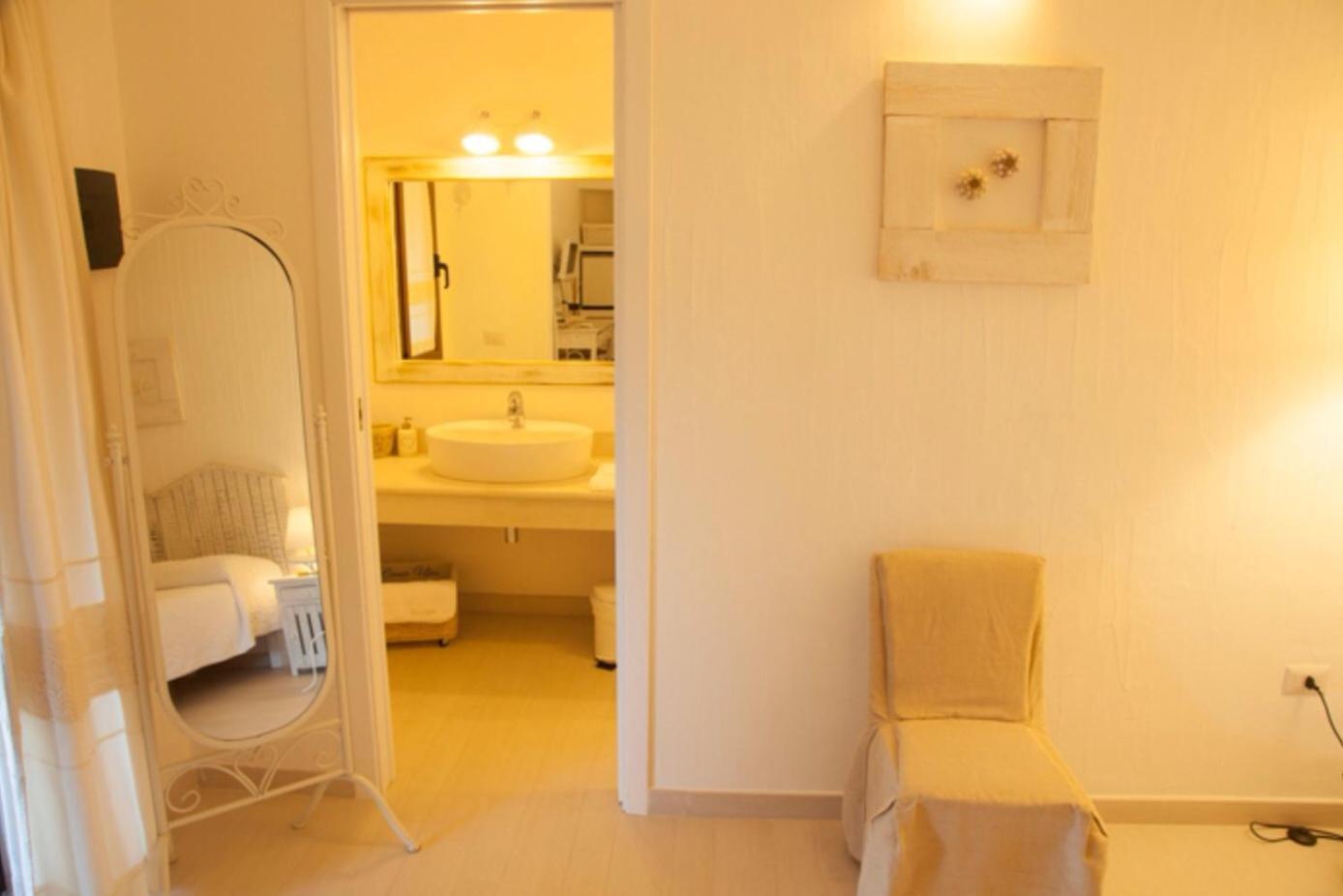 גולפו אראנצ'י Cento Ulivi B&B מראה חיצוני תמונה